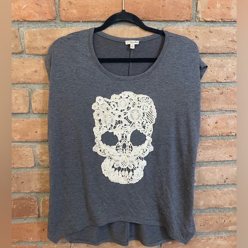 Embroidered skull T-shirt
